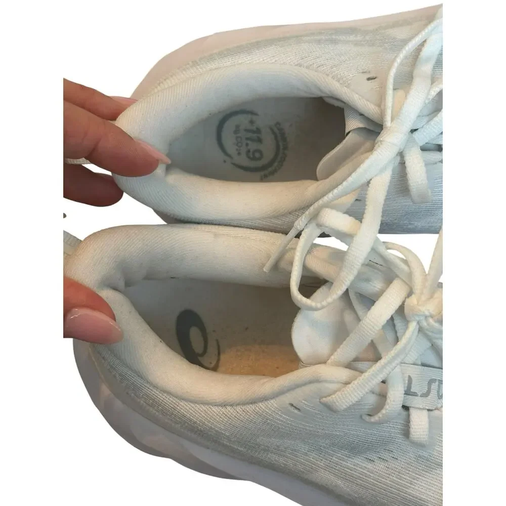 ASICS Novablast 5 FF BLAST MAX Running Shoes White Women’s Size 8